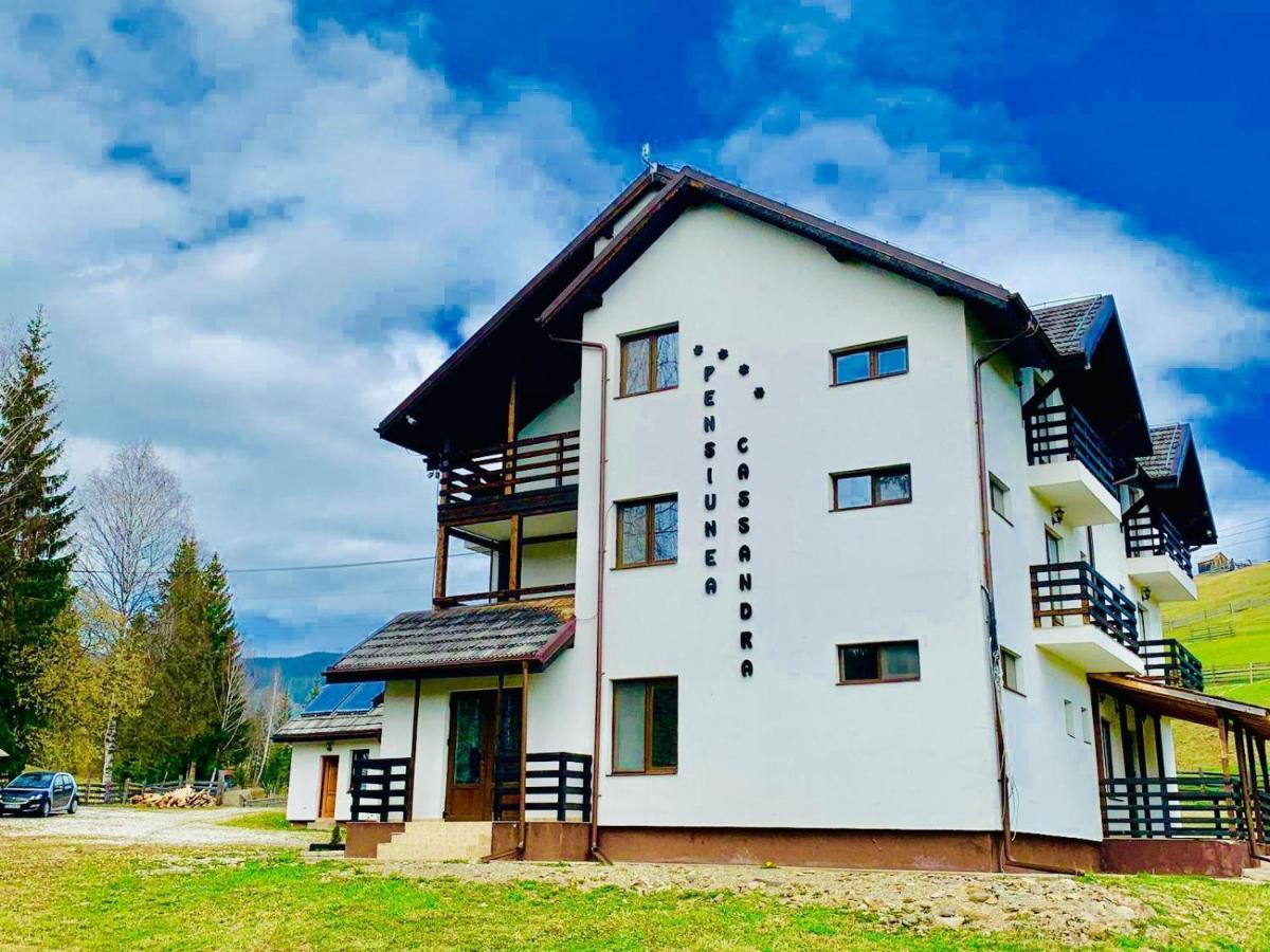 Pensiunea Cassandra Vatra Dornei Exterior photo